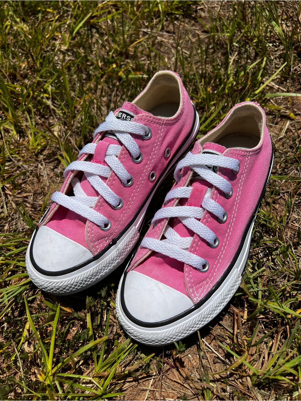 CLEAN Converse size 12.5c Toddler Chuck Taylor All Star Pink shoes